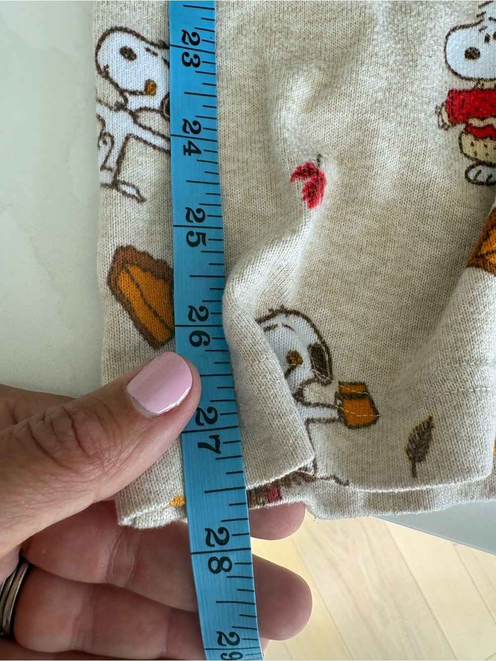 American Eagle Outfitters Cream Plush Snoopy Pajama Set - Large - Picture 9 of 9